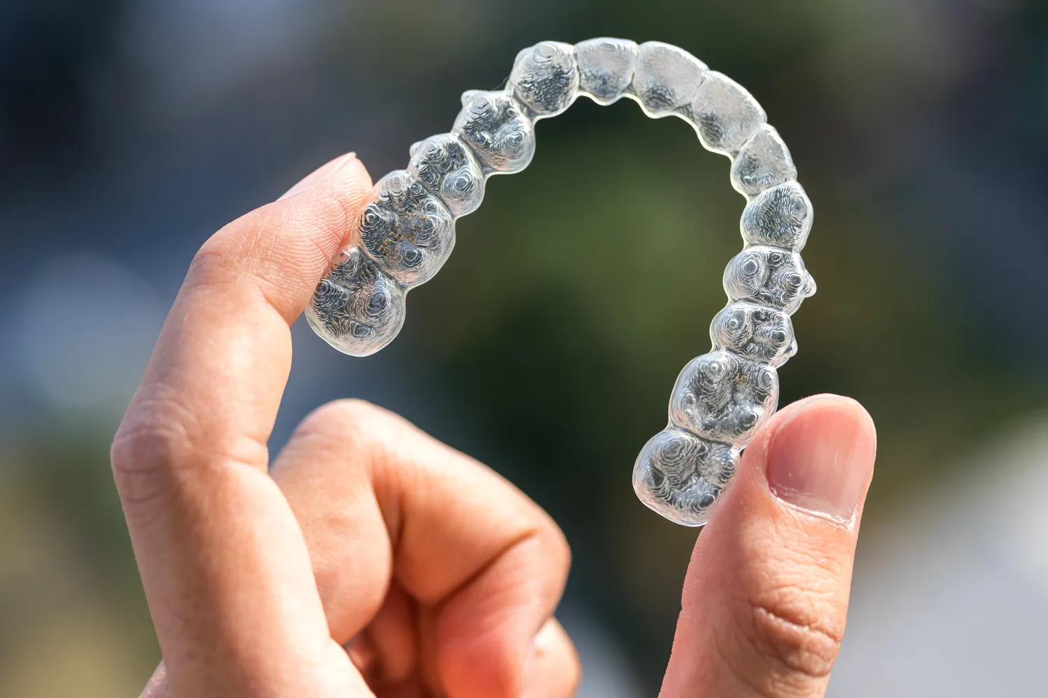 Nakładki Invisalign w Warszawie