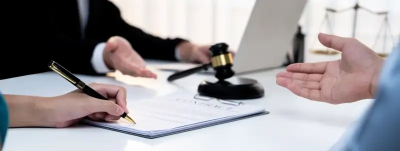 Skuteczność reklamy adwokata online